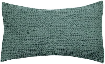 Coussin uni Tana en coton stonewashed coloris Vert de gris 40x65 - Vivaraise